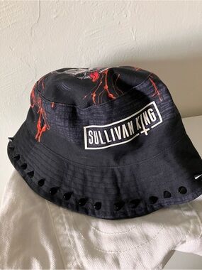 Scummy bears x Sullivan King
